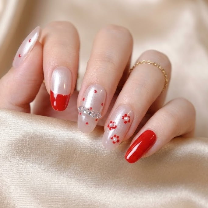 Red Bow Sweet Nails